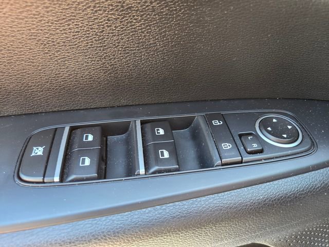 Used 2021 Kia Forte LXS FWD image 33