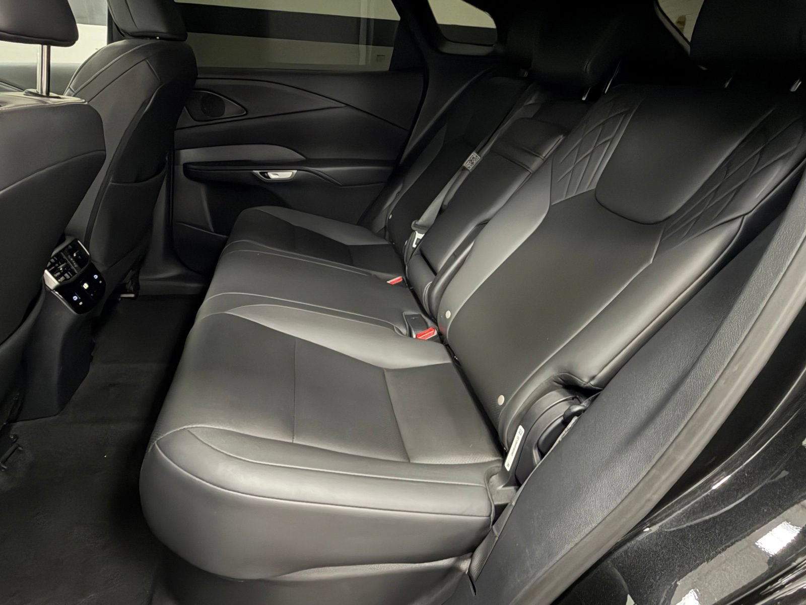 Used 2024 Lexus RX 350 Premium w/ Convenience Package FWD image 41
