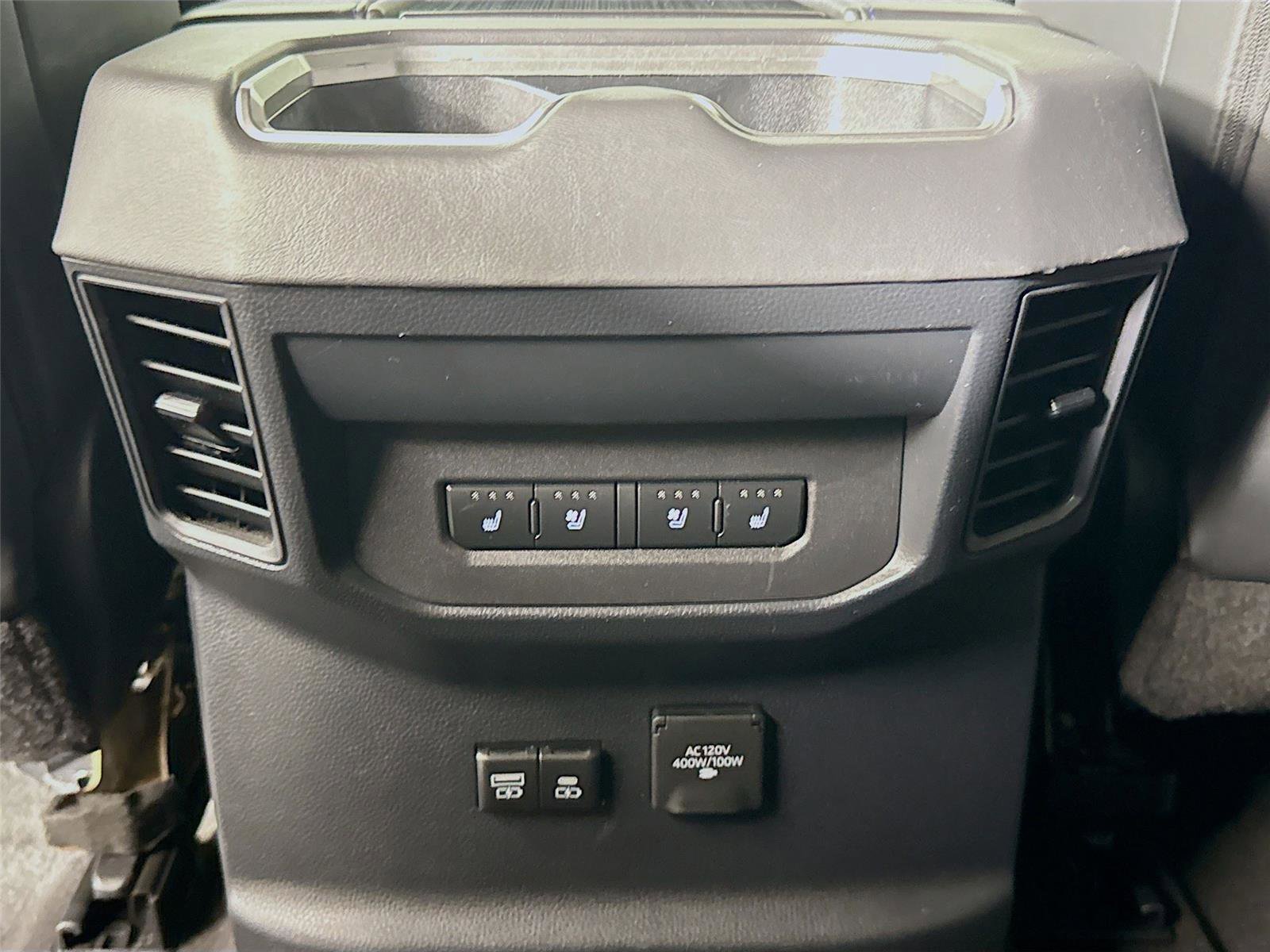 Used 2023 Toyota Tundra Platinum AWD/4WD image 14