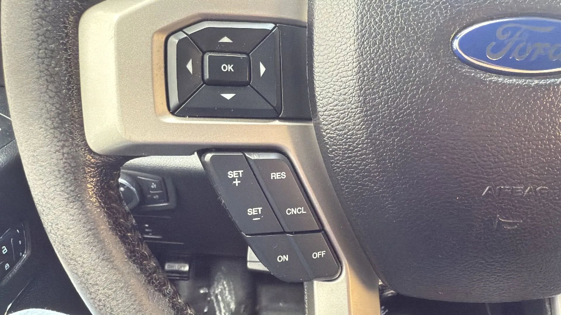 Used 2016 Ford F150 Lariat w/ Equipment Group 501A Mid AWD/4WD image 12