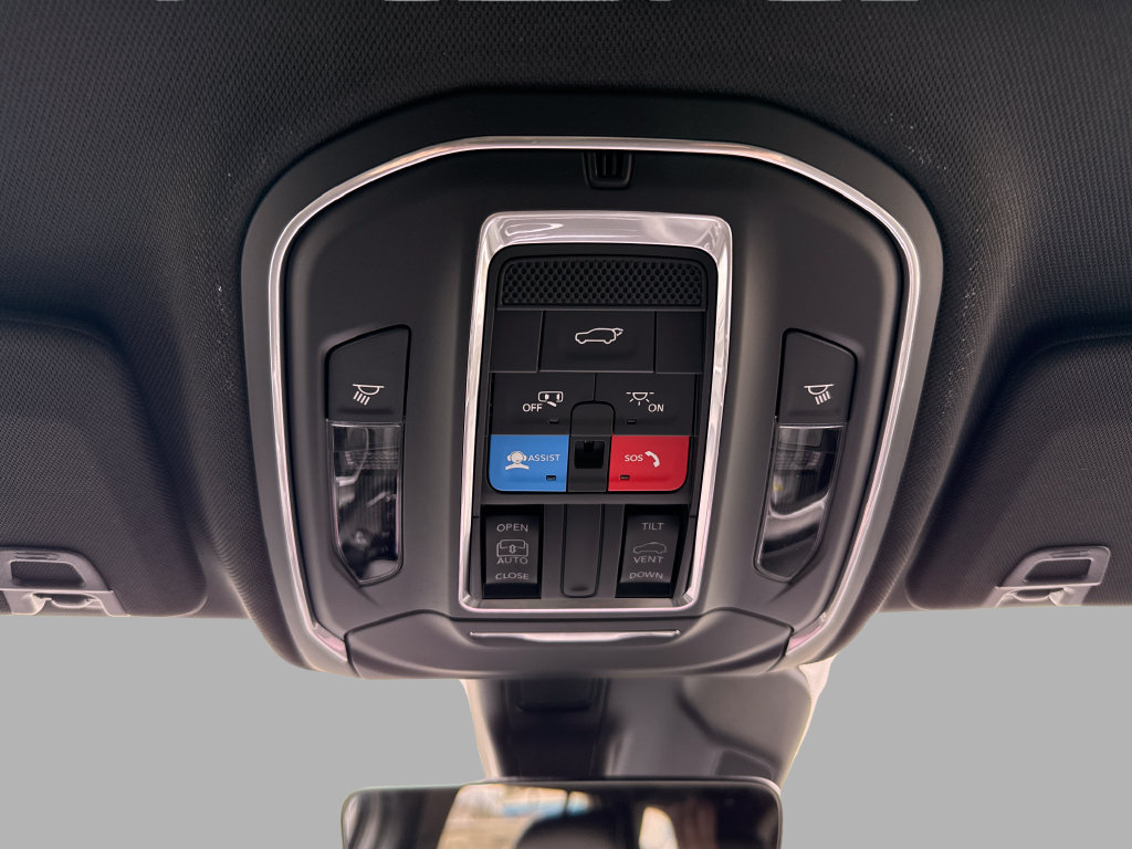 New 2026 Jeep Grand Cherokee Altitude AWD/4WD image 15