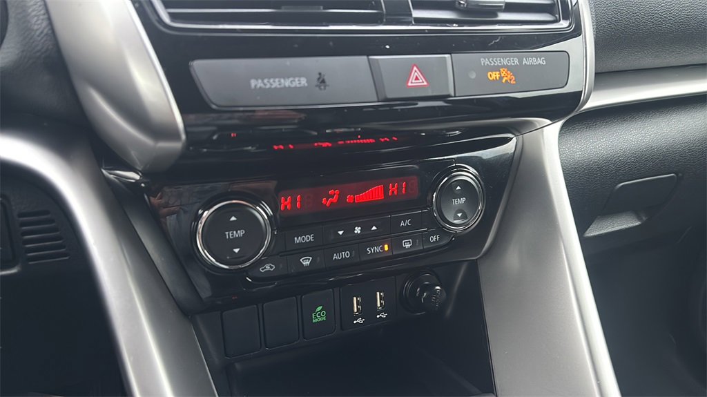 Used 2024 Mitsubishi Eclipse Cross SE image 23