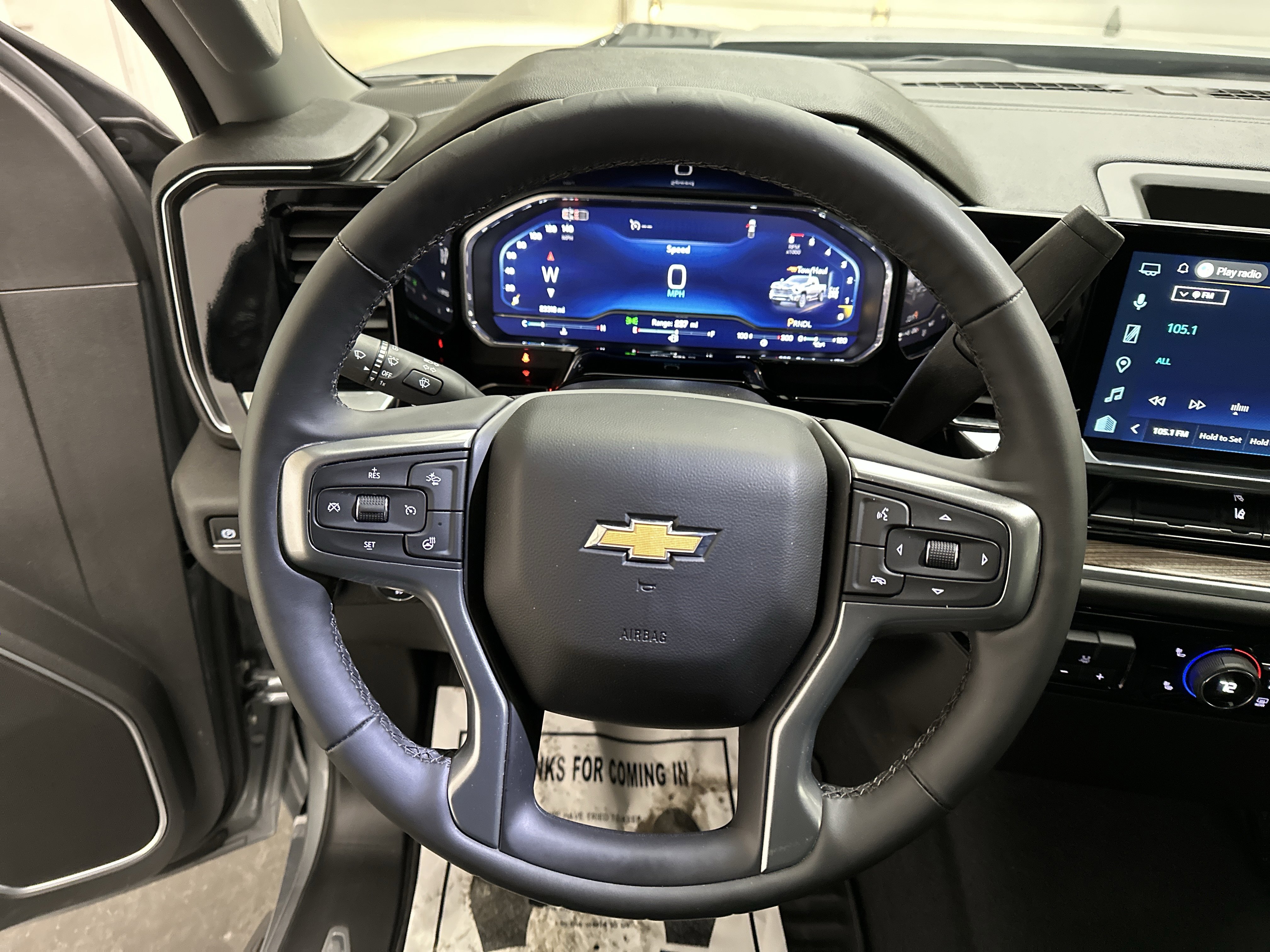 Used 2025 Chevrolet Silverado 2500 LT w/ Convenience Package image 27