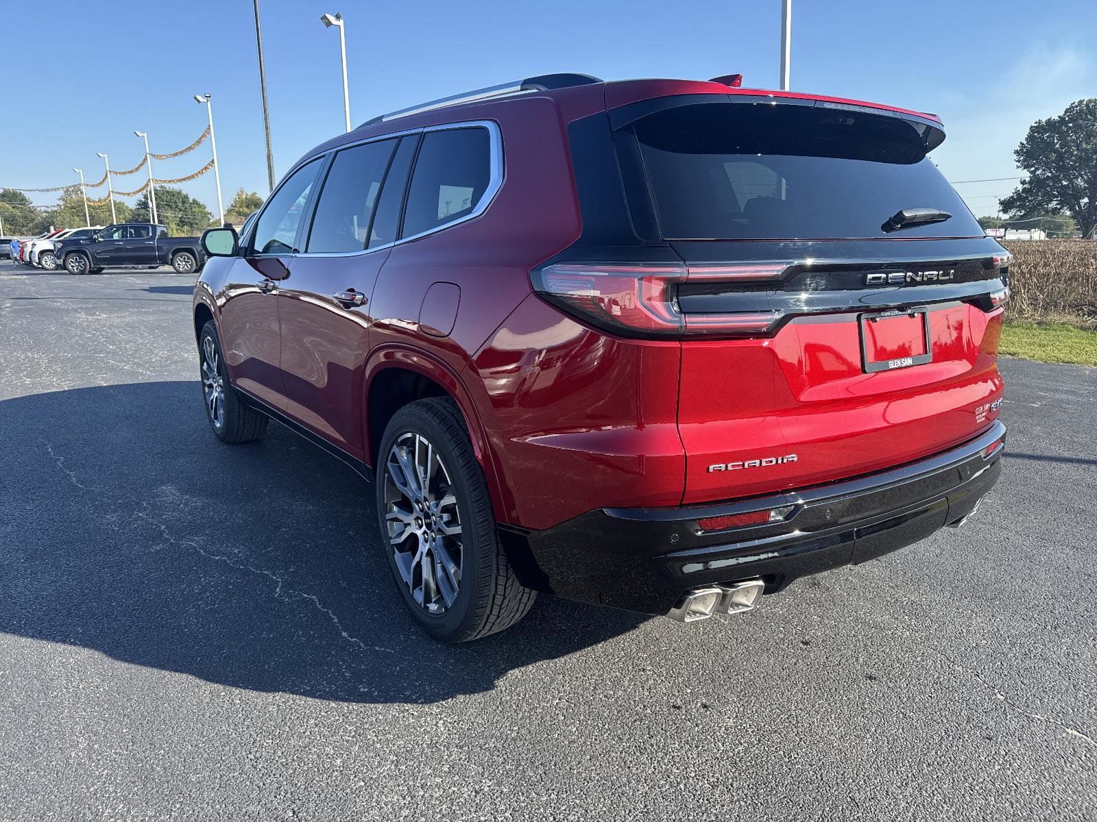 New 2026 GMC Acadia Denali Ultimate image 3