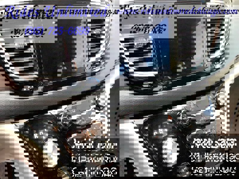 Used 2017 Chrysler Pacifica Touring Plus w/ Tire & Wheel Group image 14