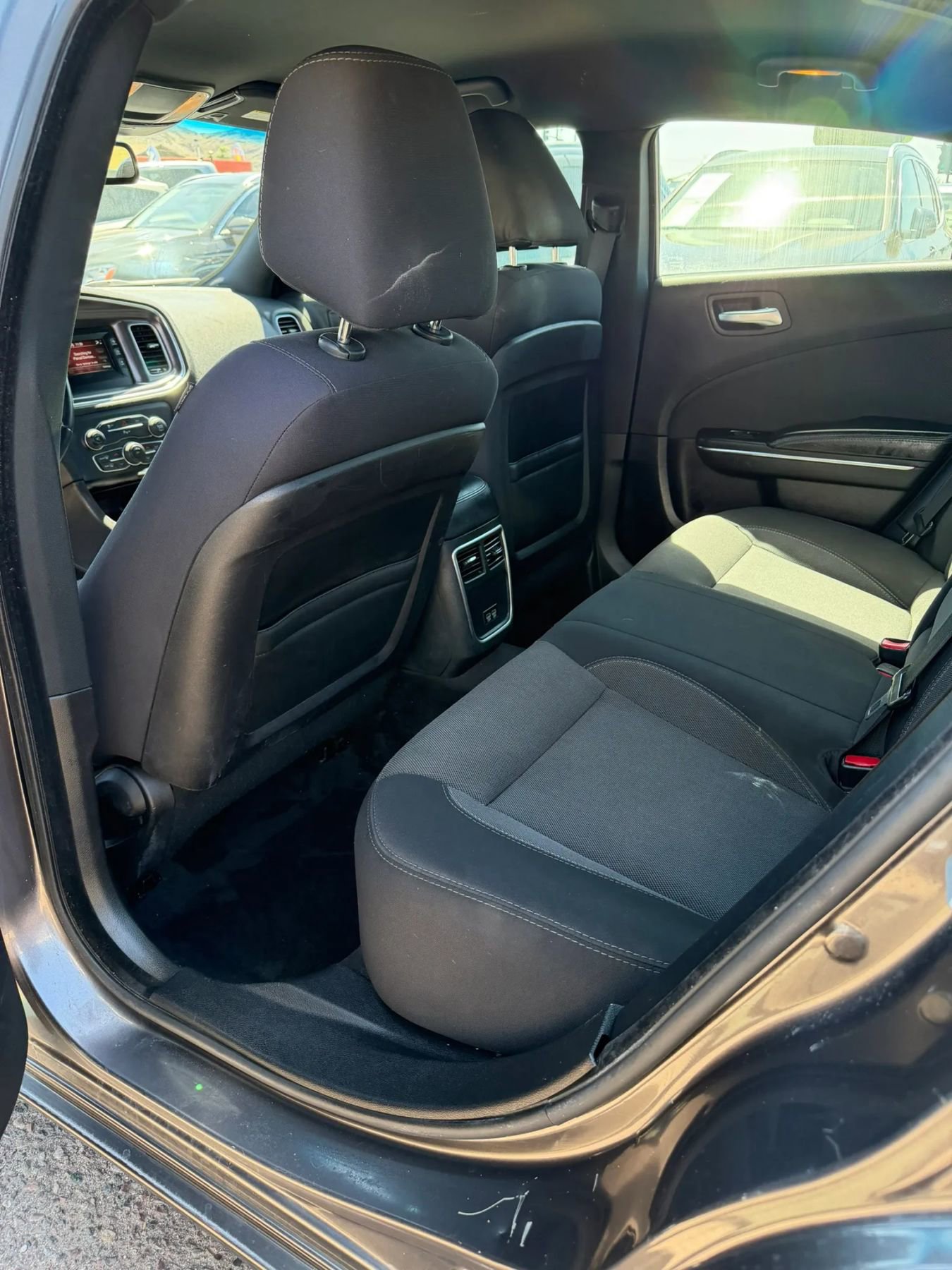 Used 2015 Dodge Charger SE image 10