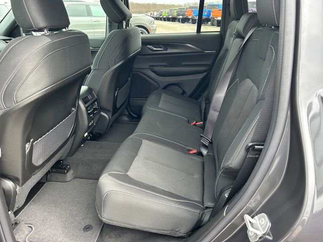 New 2026 Jeep Grand Cherokee Laredo X image 38