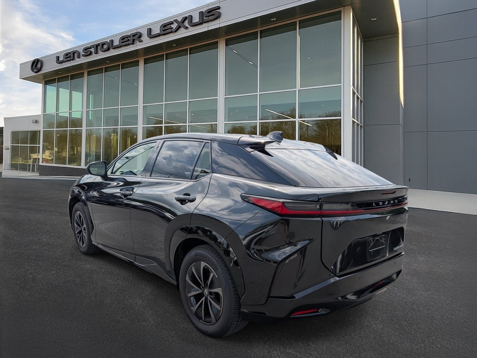 Certified 2026 Lexus RZ 450e AWD w/ Technology Package image 5