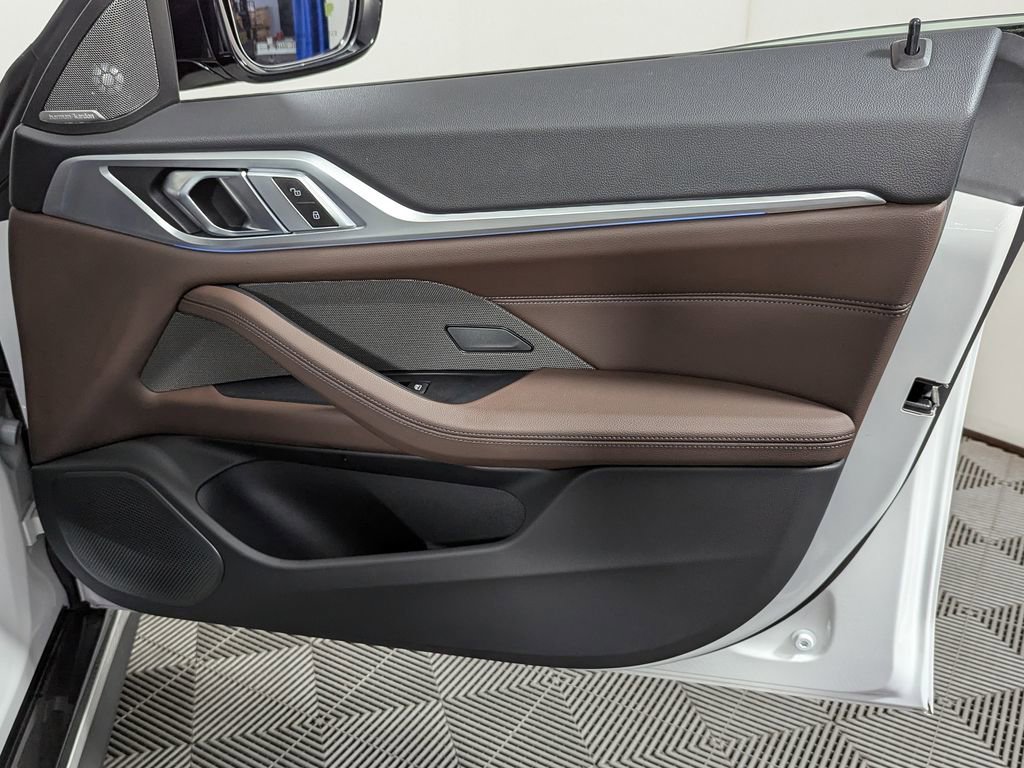 Used 2025 BMW i4 xDrive40i w/ M Sport Package image 31