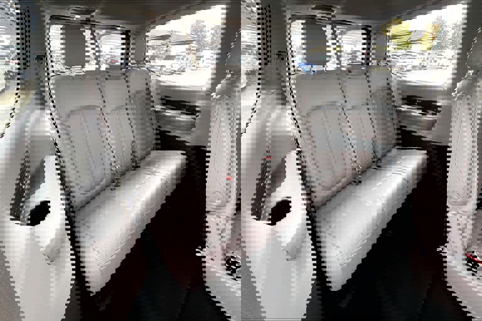 Used 2022 Jeep Wagoneer Series III w/ Premium Group I image 36