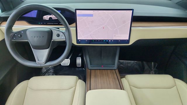 Used 2024 Tesla Model X AWD/4WD image 34