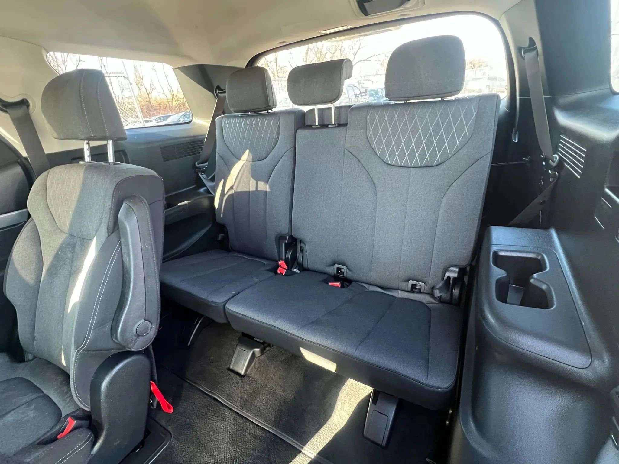 Used 2021 Hyundai Palisade SEL w/ Convenience Package image 12