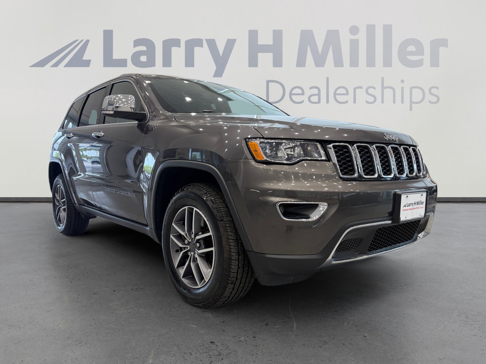 Used 2021 Jeep Grand Cherokee Limited w/ Luxury Group II AWD/4WD image 7