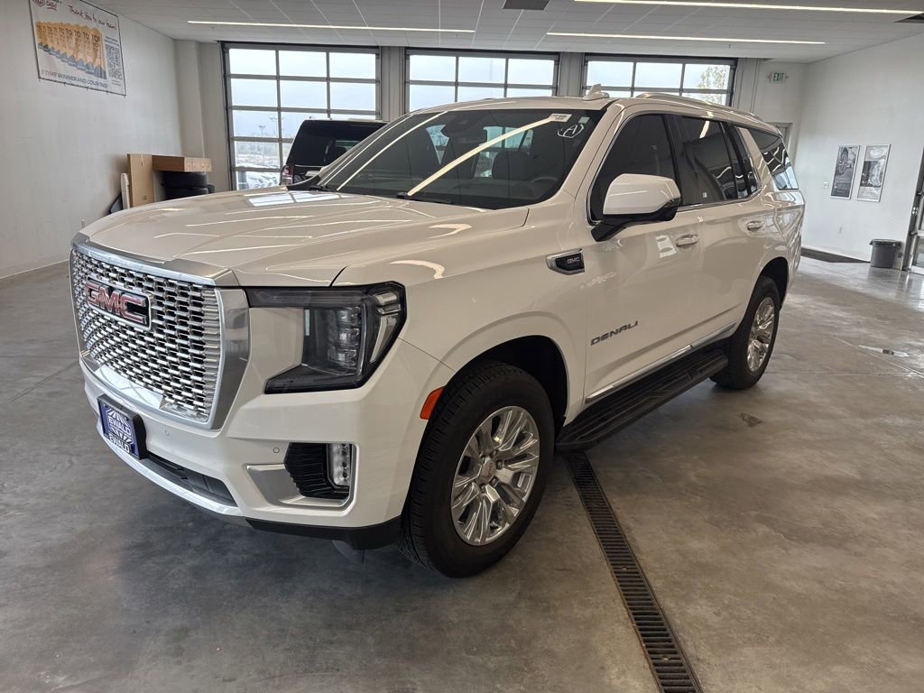 Used 2024 GMC Yukon Denali AWD/4WD image 7