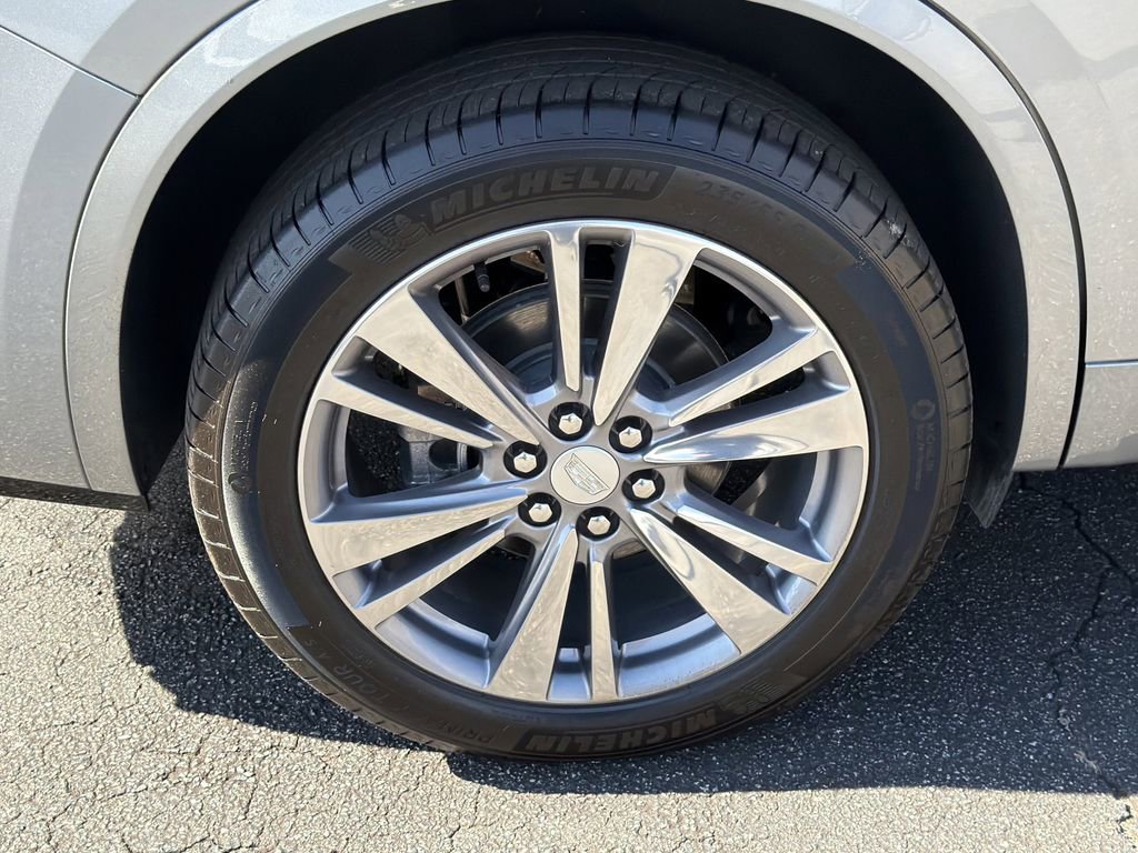 Certified 2025 Cadillac XT6 Premium Luxury image 17