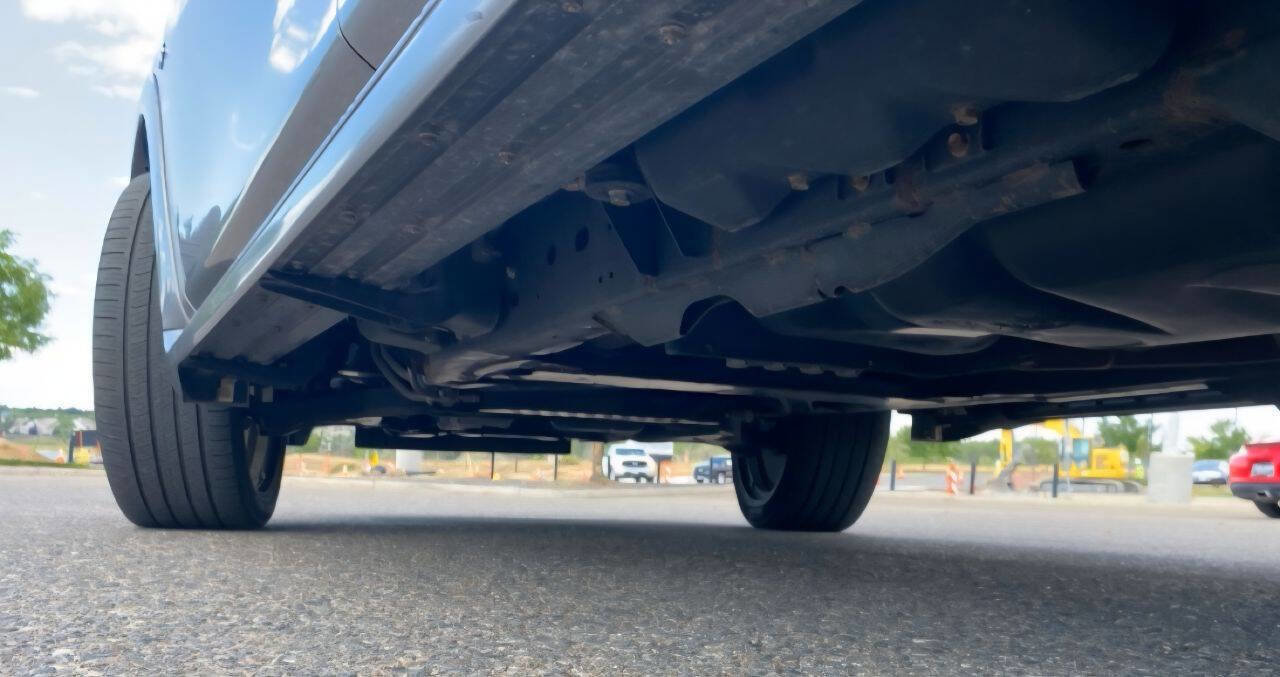 Used 2014 INFINITI QX80 4WD w/ Deluxe Touring Package image 21