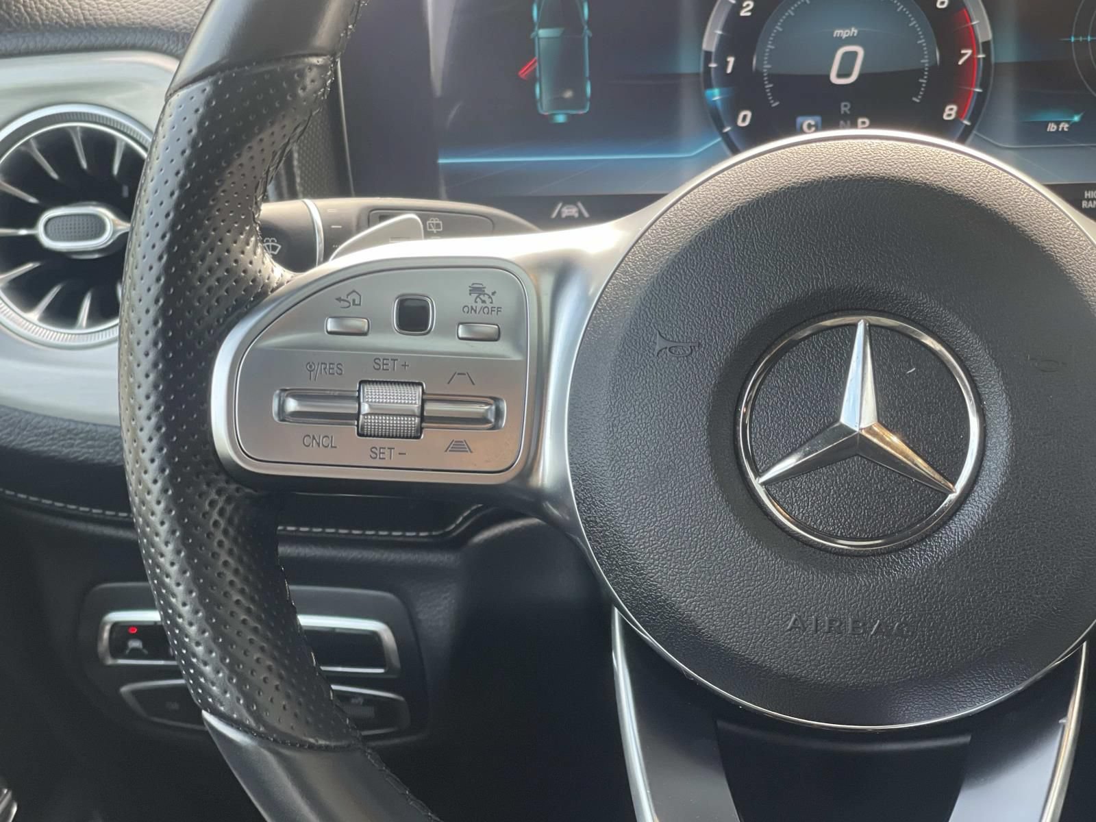 Used 2023 Mercedes-Benz G 550 image 10