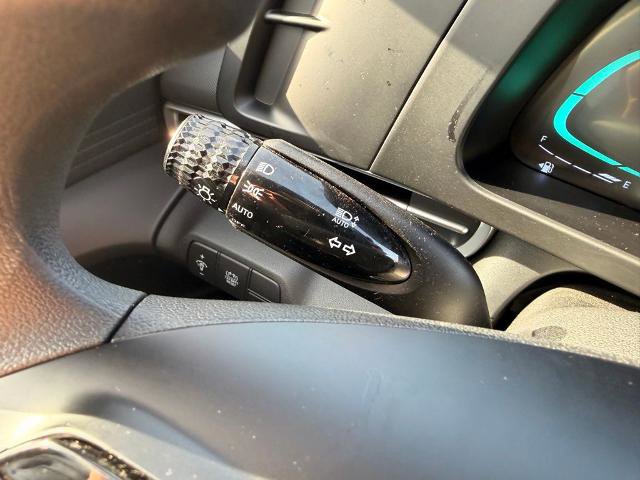 Used 2025 Hyundai Elantra Hybrid image 14