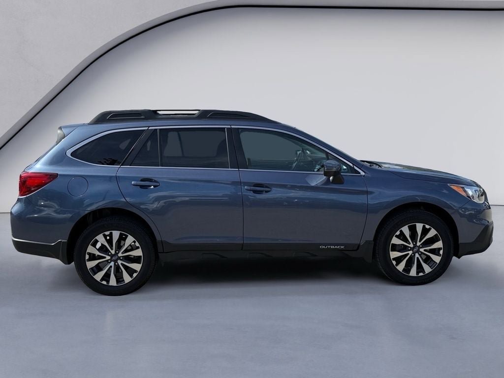 Used 2017 Subaru Outback 2.5i Limited AWD/4WD image 6