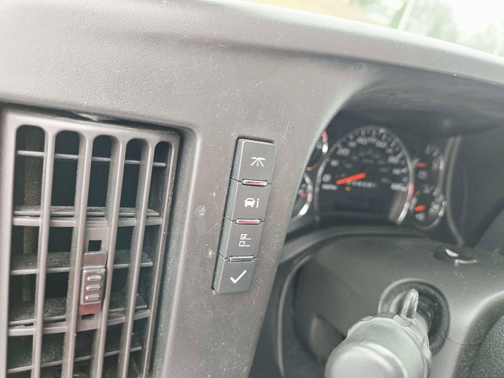 Used 2021 GMC Savana 2500 w/ Driver Convenience Package image 29