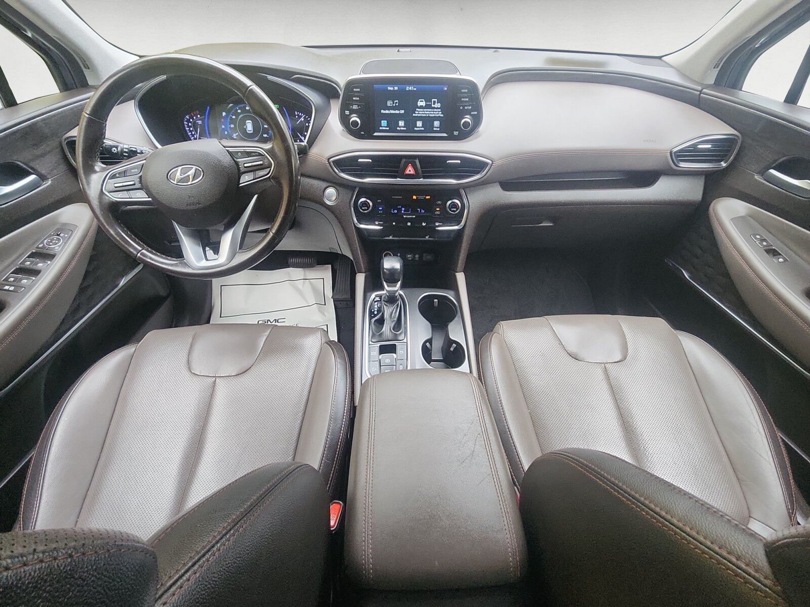 Used 2020 Hyundai Santa Fe SEL w/ Convenience + Premium Package AWD/4WD image 10