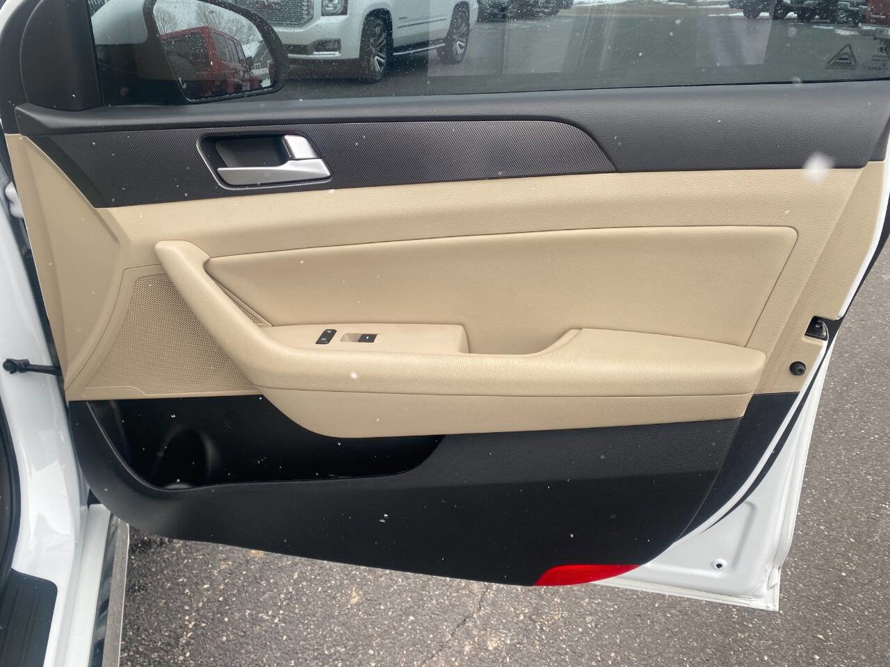 Used 2016 Hyundai Sonata Sport image 29