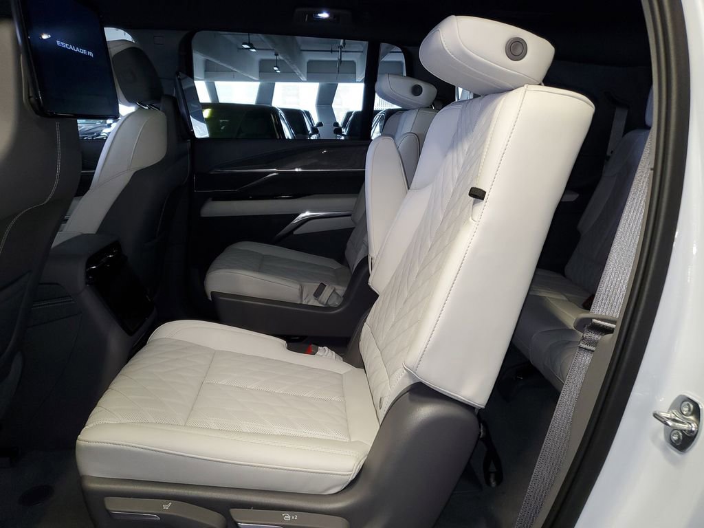 New 2026 Cadillac Escalade IQ Sport 1 w/ LPO, ONYX Package image 11