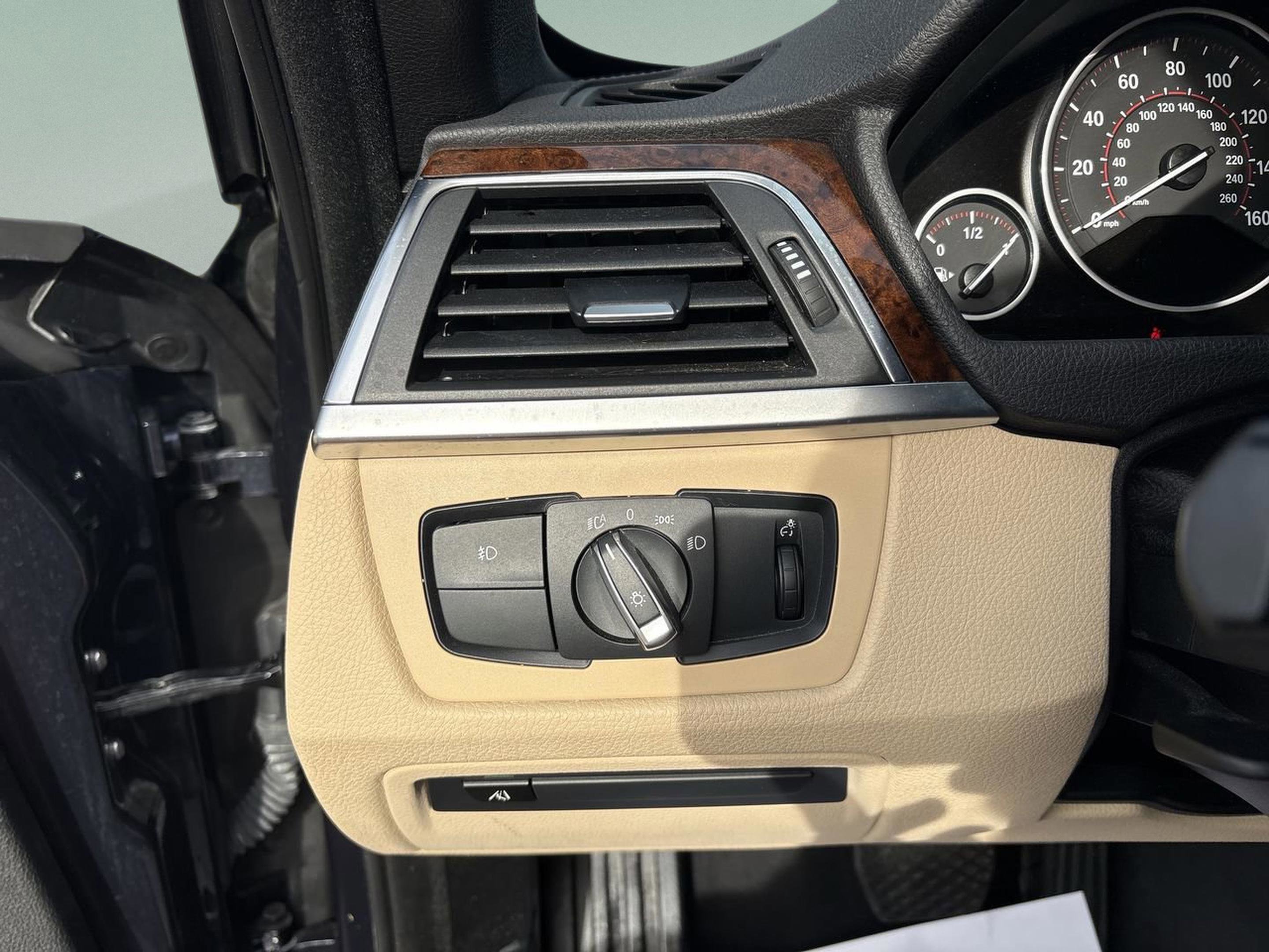 Used 2018 BMW 440i Convertible image 14