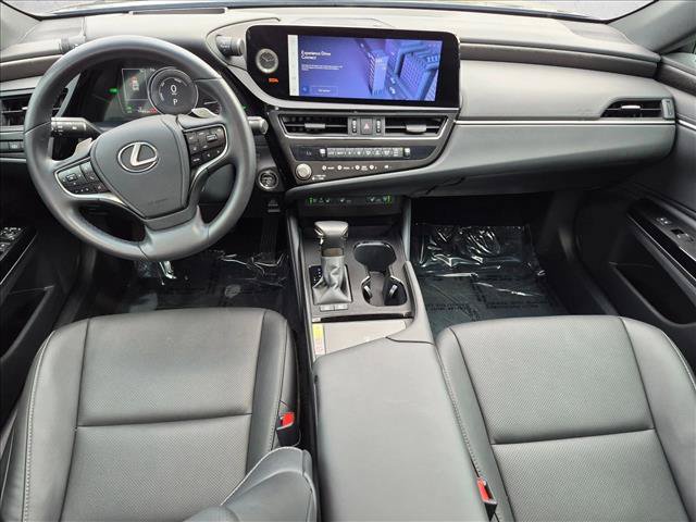 Certified 2025 Lexus ES 300h w/ Premium Package FWD image 18