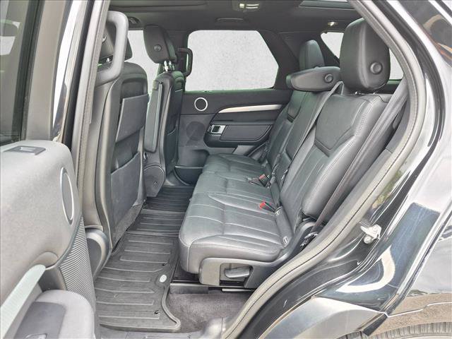 Used 2020 Land Rover Discovery Landmark AWD/4WD image 19