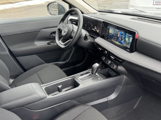 New 2026 Nissan Kicks S image 7