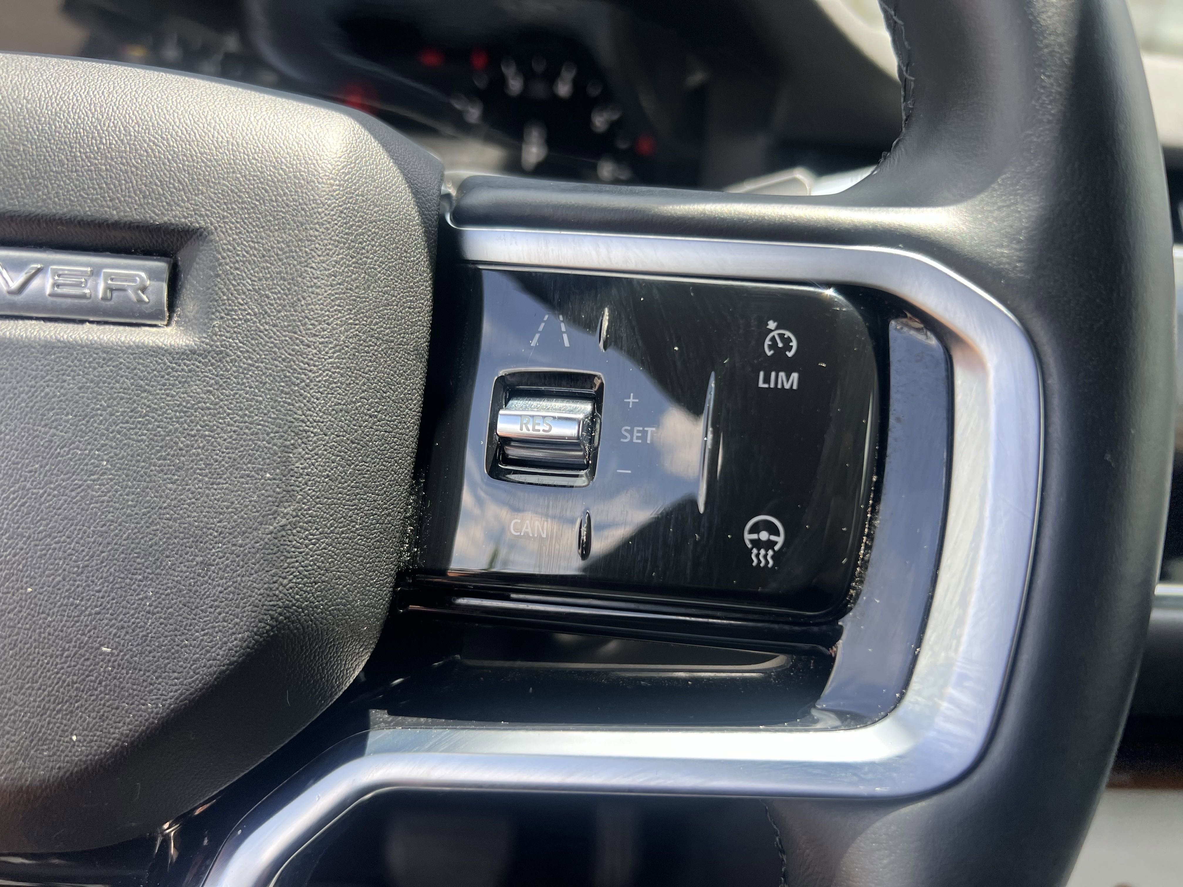 Certified 2022 Land Rover Range Rover Evoque SE image 20