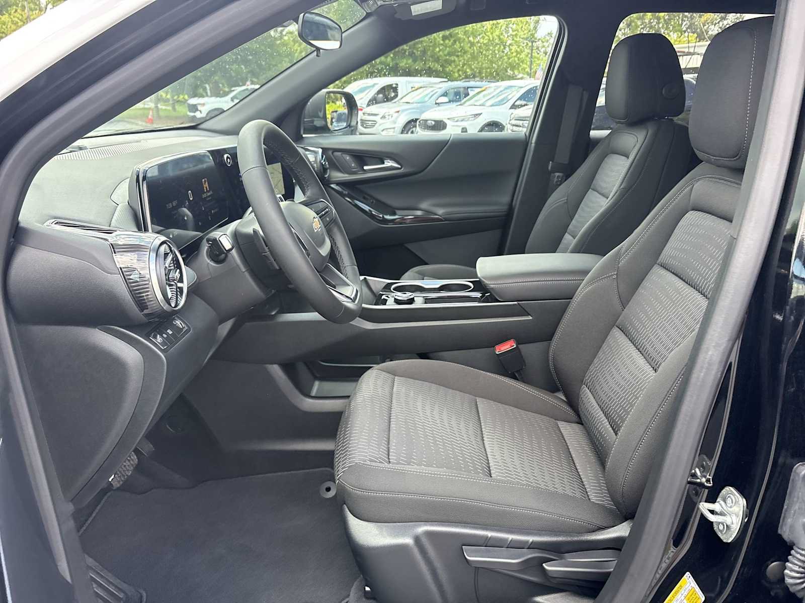 New 2026 Chevrolet Equinox LT FWD image 19