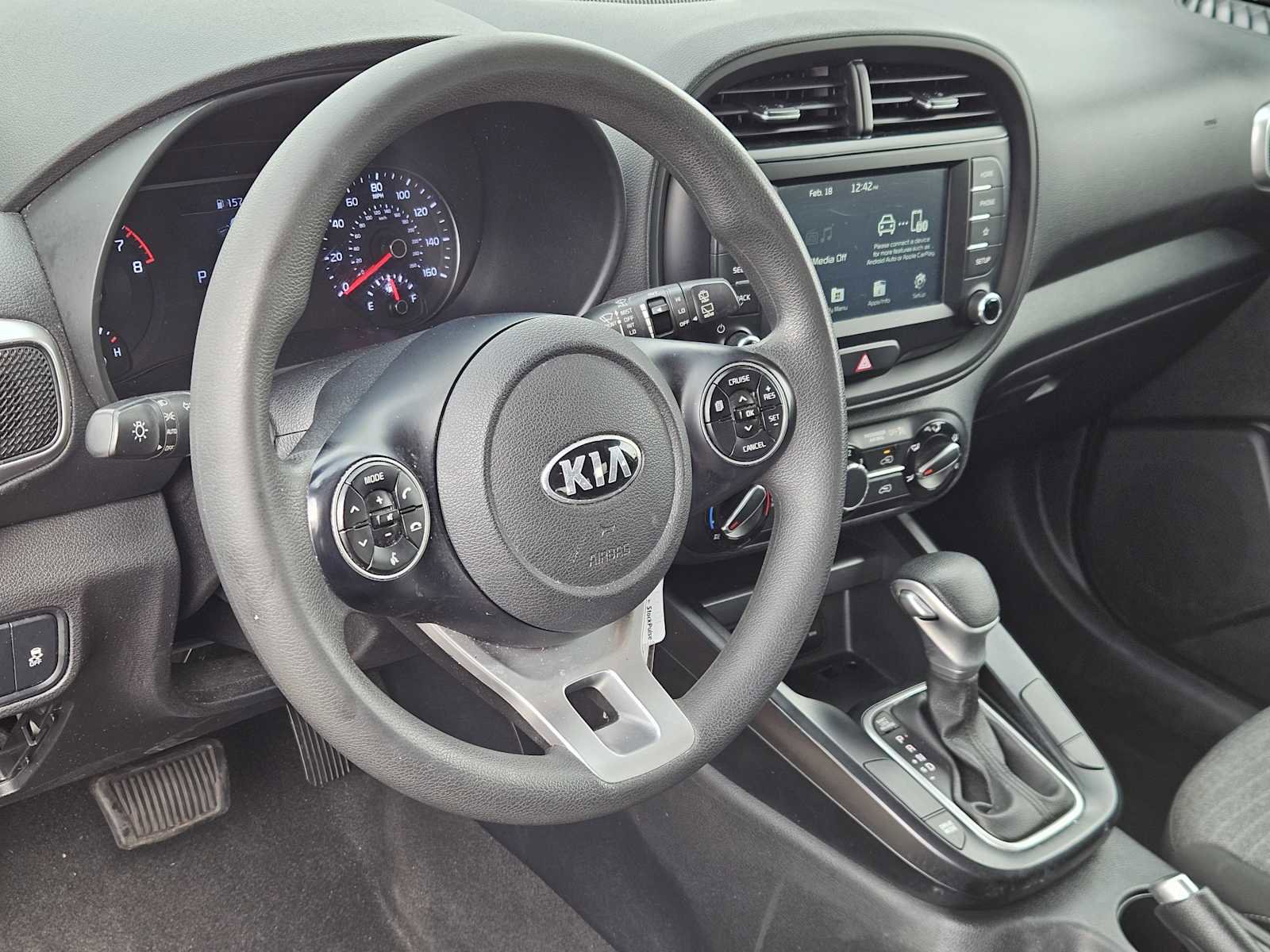 Used 2021 Kia Soul S image 2