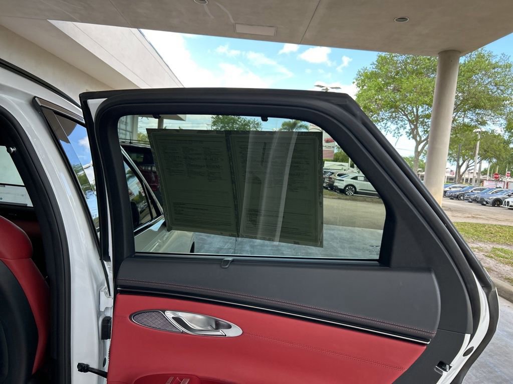 Used 2025 Genesis GV70 2.5T w/ Sport Prestige Package image 31