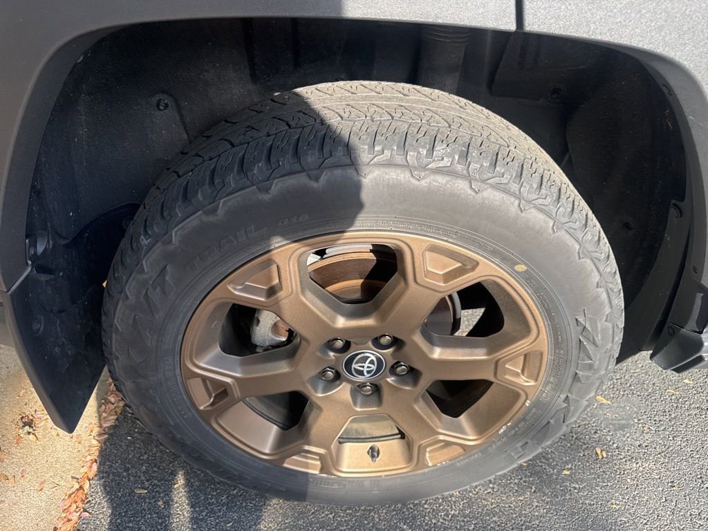 Used 2024 Toyota RAV4 AWD Hybrid image 10