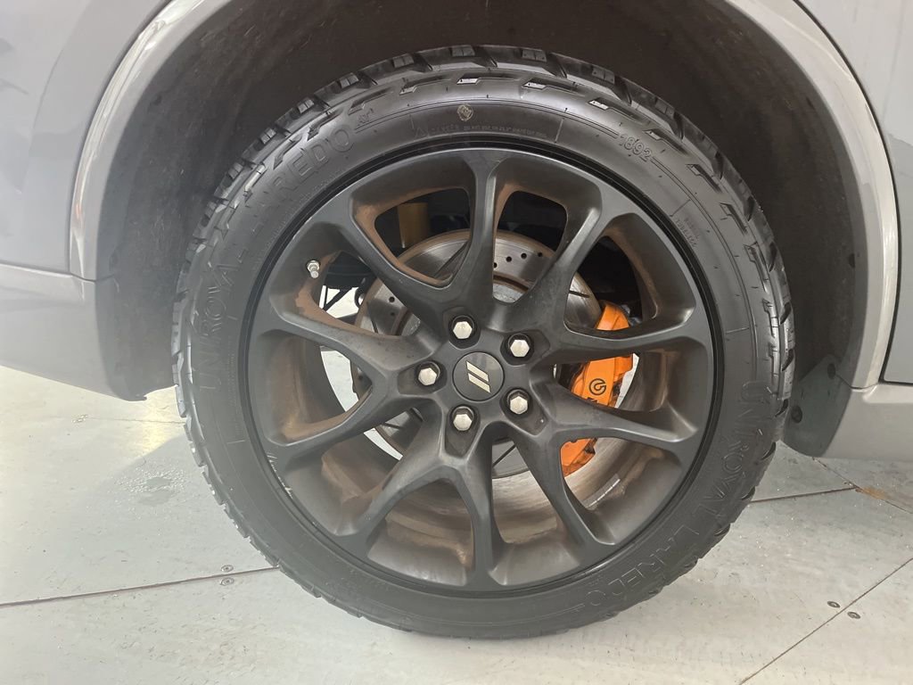 Used 2023 Dodge Durango R/T w/ Hemi Orange Plus Package image 17