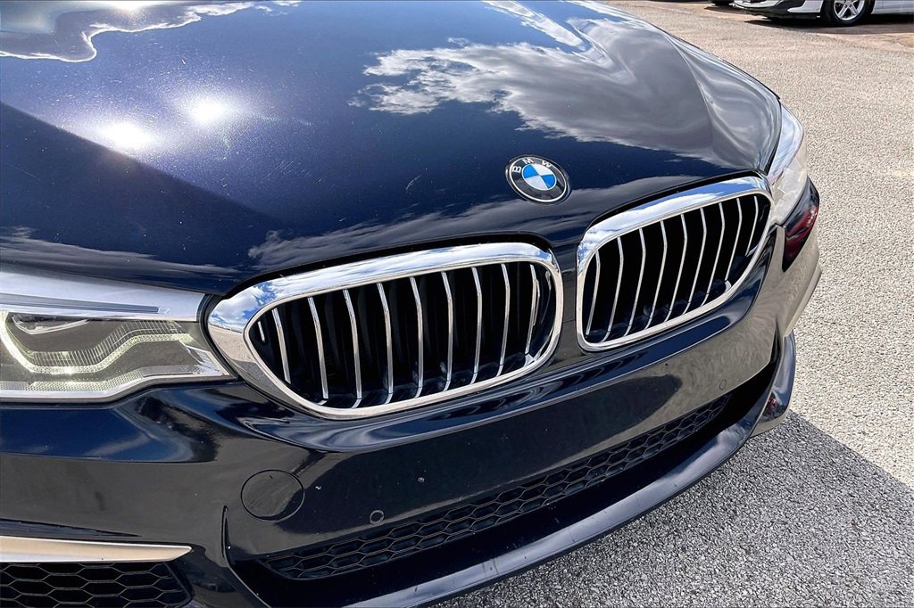 Used 2020 BMW M550i xDrive w/ Executive Package image 34