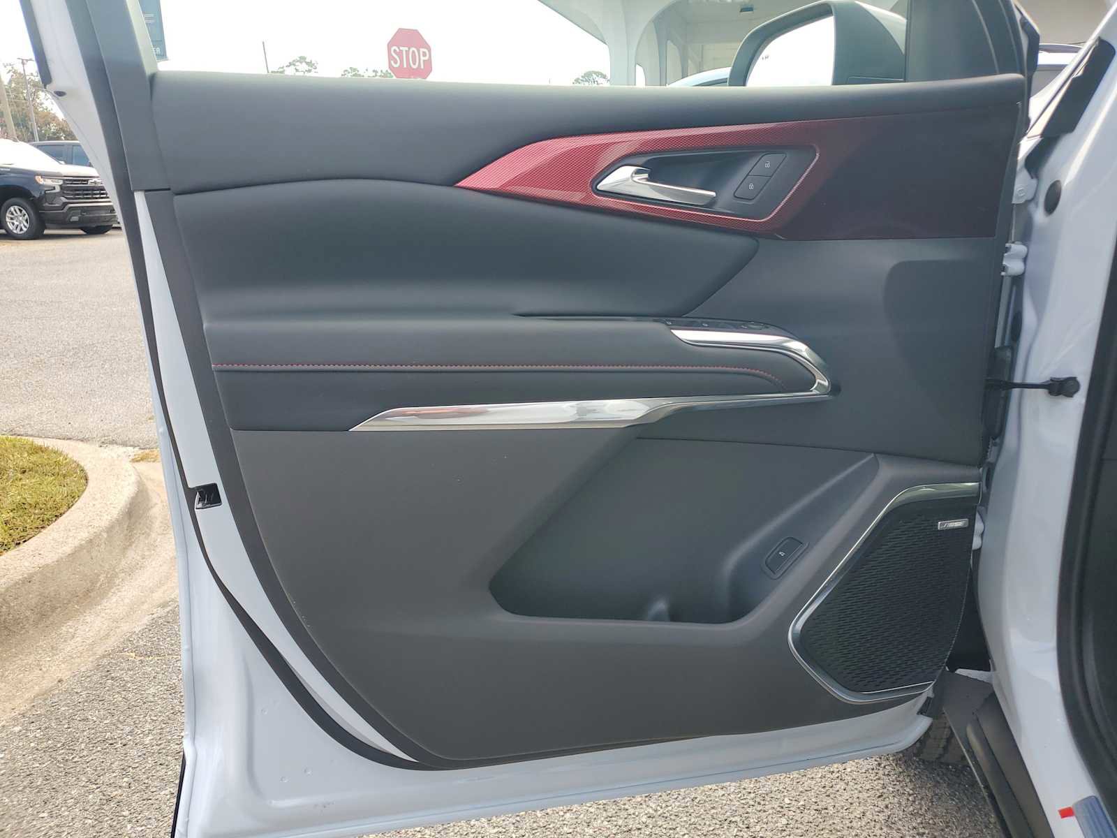 New 2026 Chevrolet Traverse Z71 w/ Enhanced Driving Package image 16