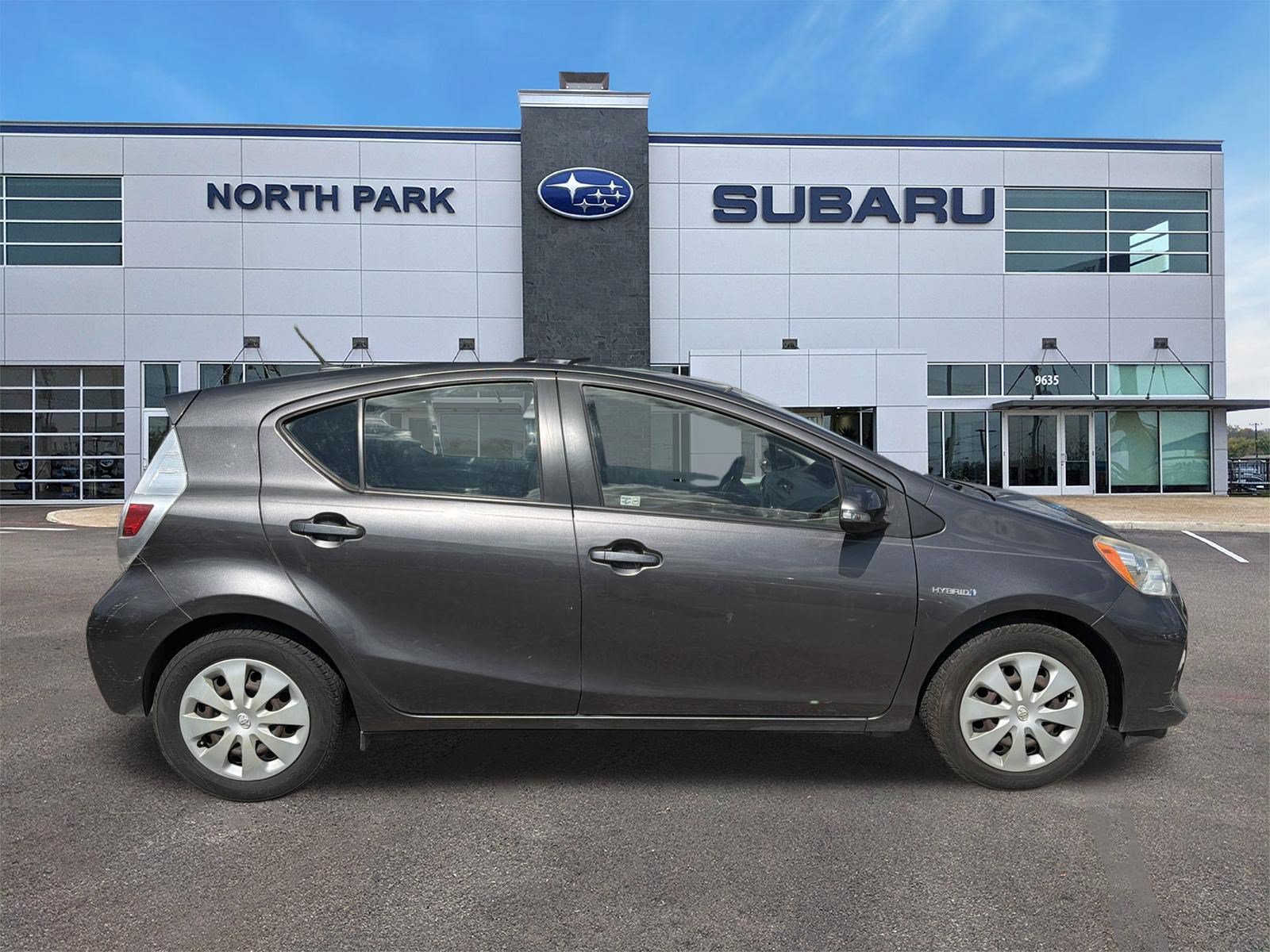 Used 2013 Toyota Prius C Three FWD image 2