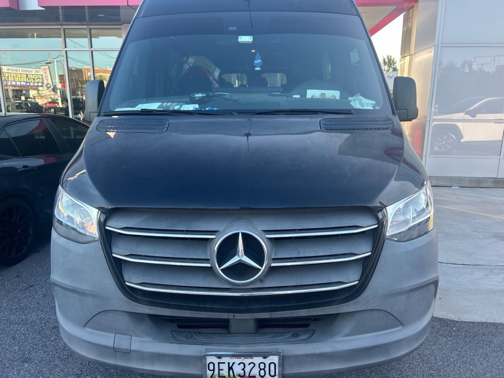 Used 2020 Mercedes-Benz Sprinter 2500 image 2