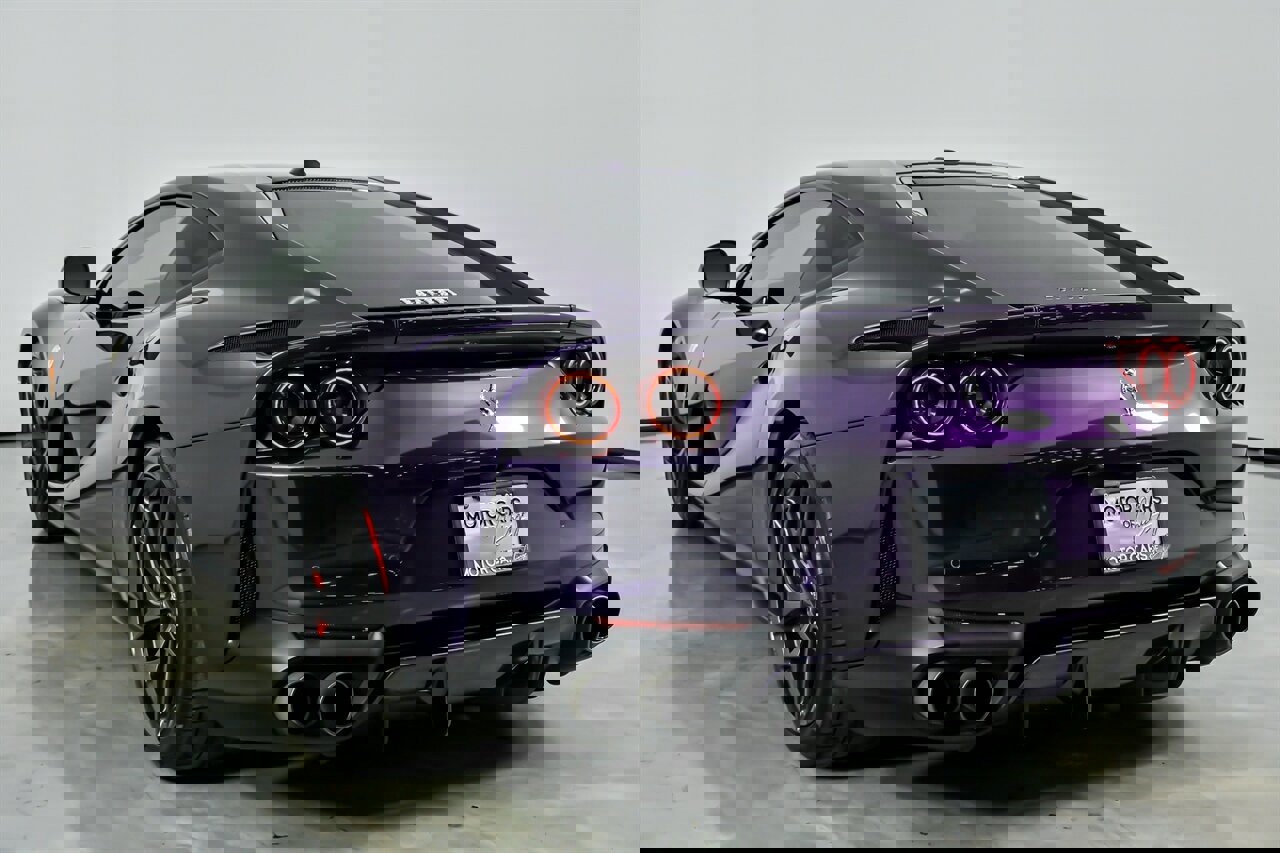 Used 2019 Ferrari 812 Superfast image 10