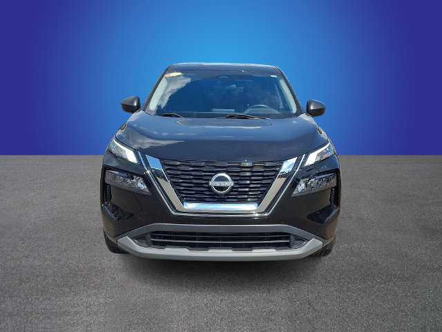 Used 2023 Nissan Rogue S FWD image 2