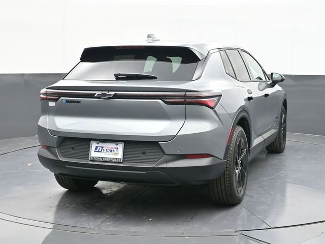 New 2026 Chevrolet Equinox EV LT image 11