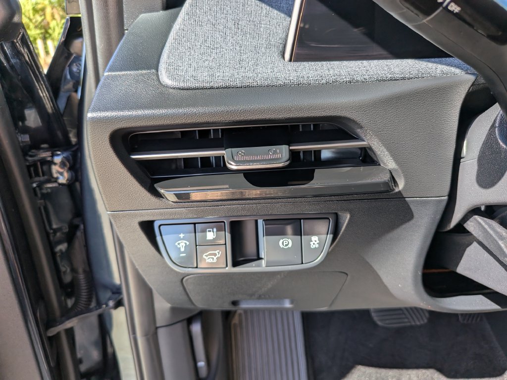 Certified 2022 Kia EV6 Wind AWD/4WD image 29