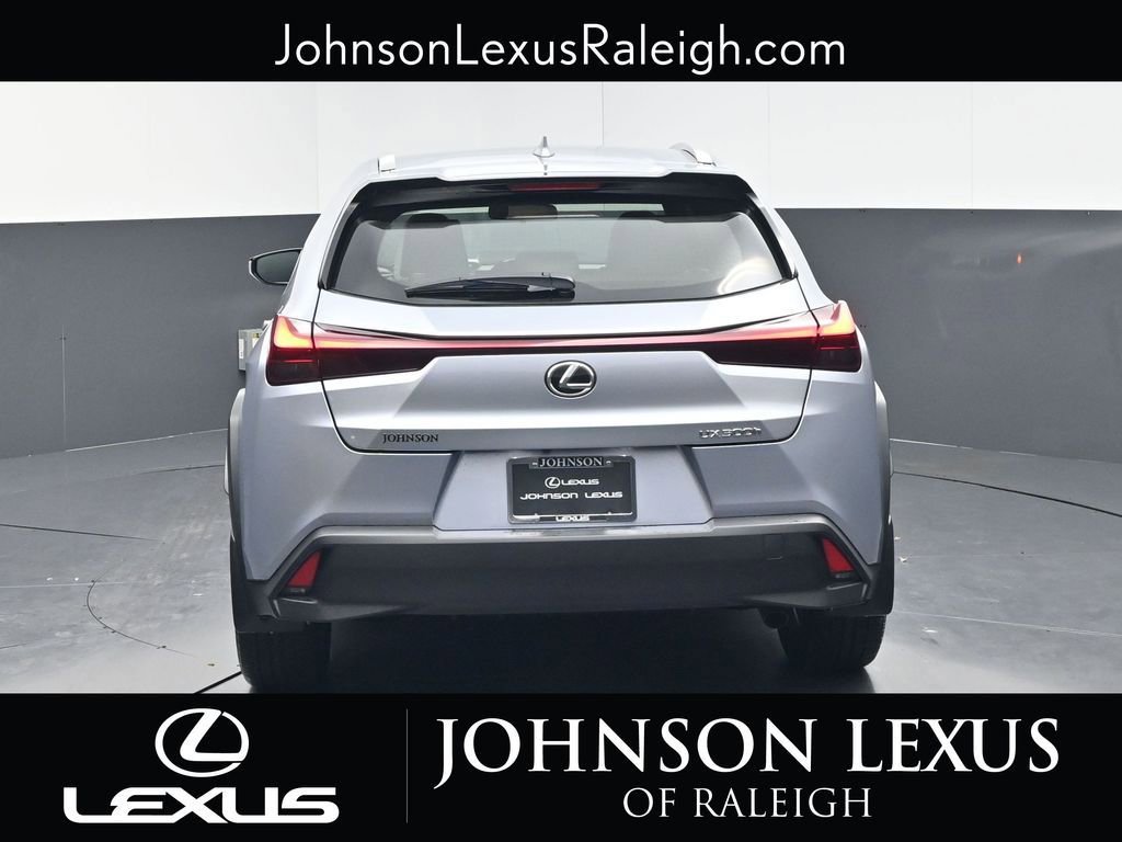 New 2026 Lexus UX 300h FWD image 8