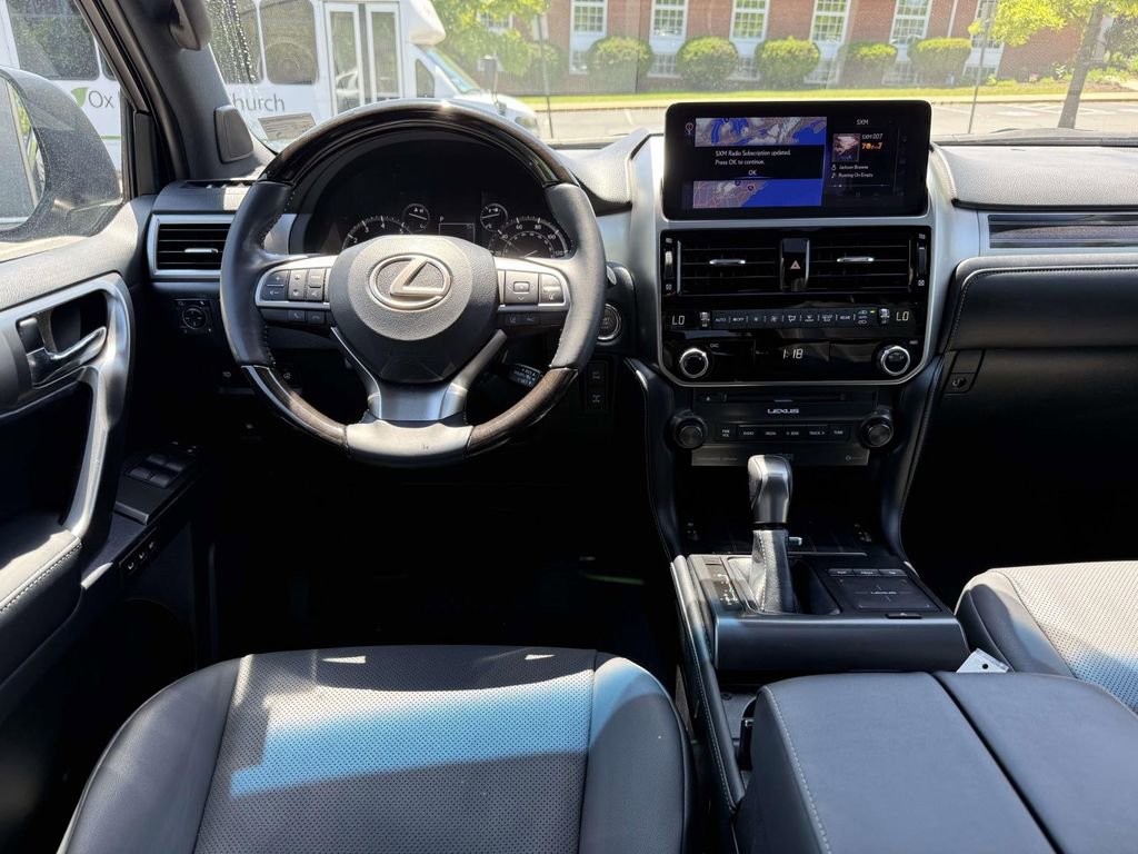 Used 2023 Lexus GX 460 Premium w/ Premium Plus Package AWD/4WD image 8
