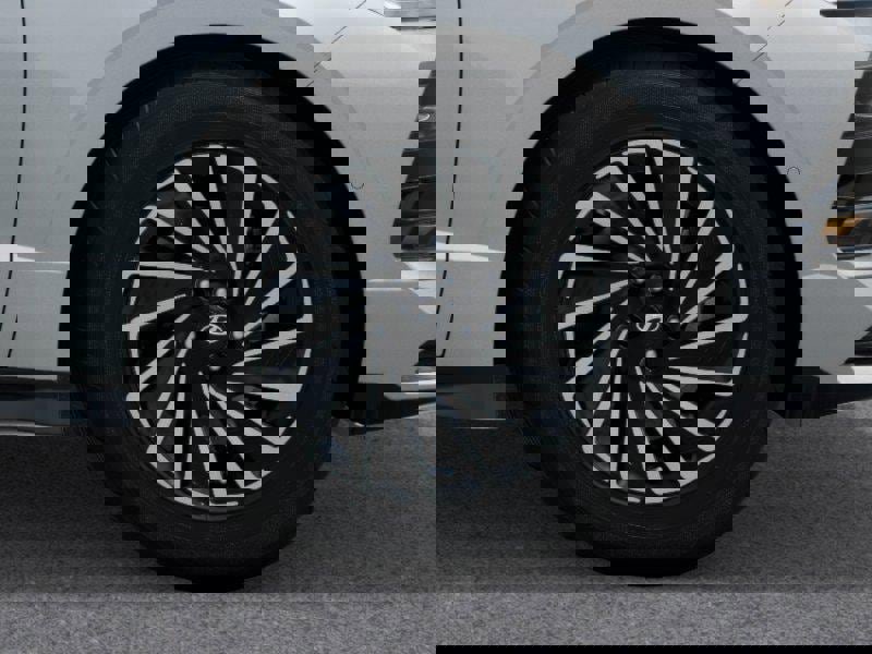 New 2025 Hyundai Sonata Limited image 8