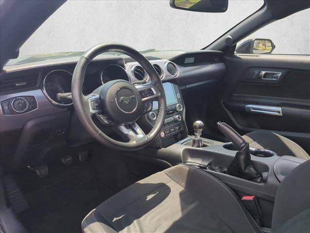 Used 2015 Ford Mustang GT RWD image 9