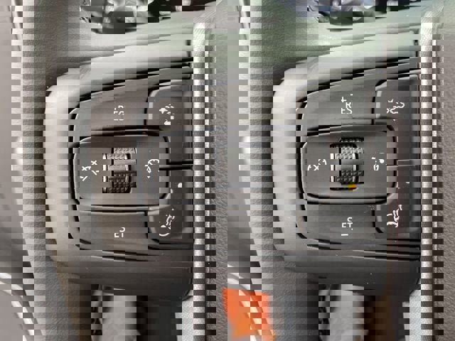 New 2026 GMC Sierra 2500 SLT w/ SLT Convenience Package image 18